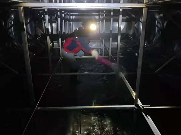 二次供水箱清洗服務-專業清洗-設備齊全-安全可靠